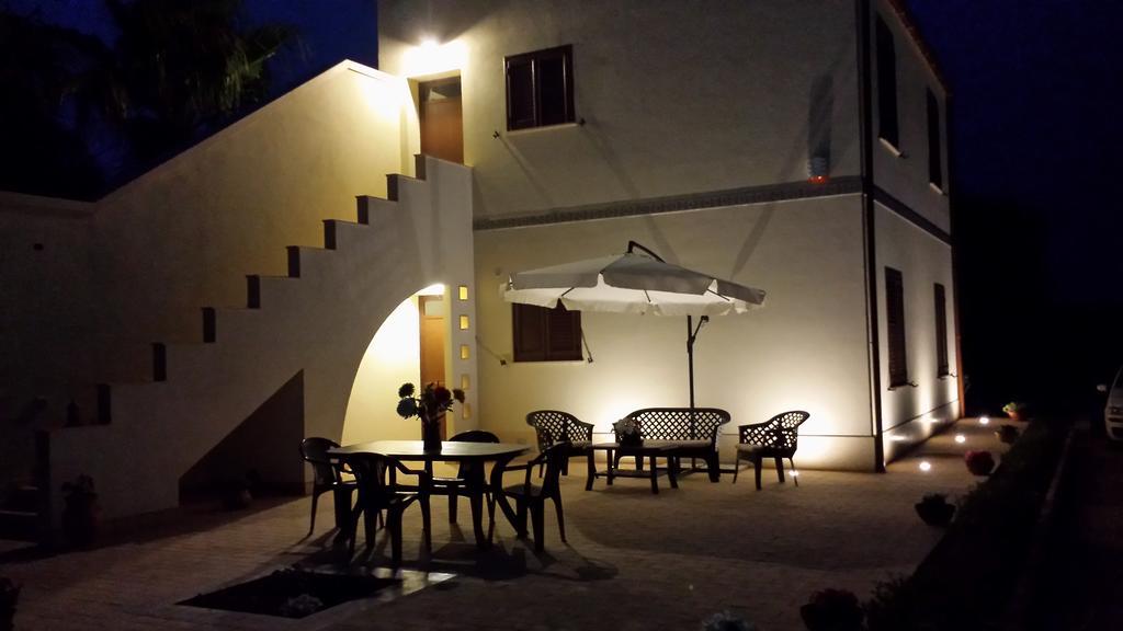 Agrisicilia Guest House มารีเนลลา ดี เซลีนุนเต ภายนอก รูปภาพ